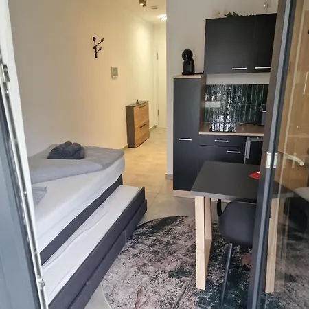 Parkside Modernes Apartman *